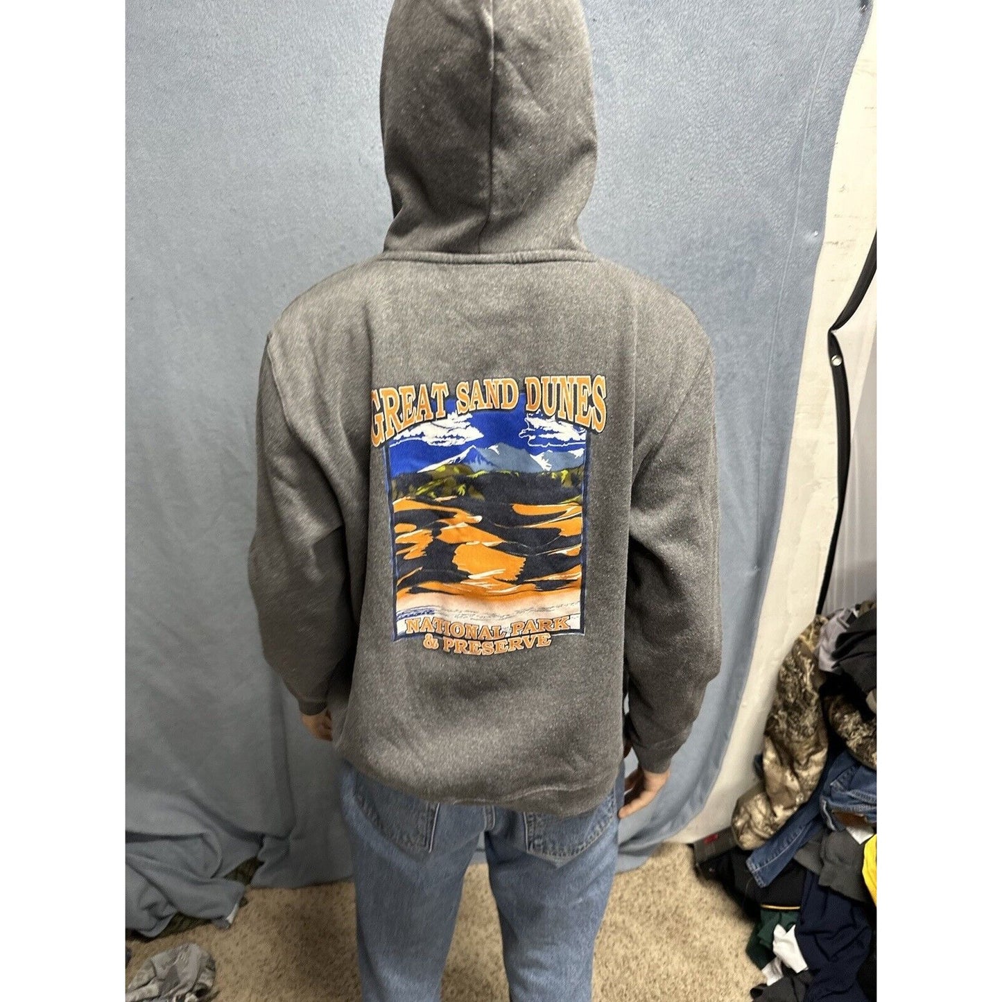 Men’s Gray XL Hoodie Pullover Lone Rock Great Sand Dunes National Park Colorado