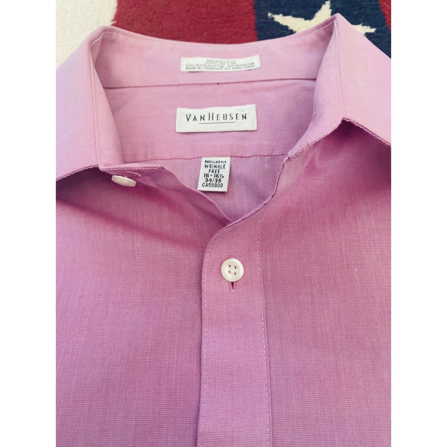 VAN HEUSEN SIZE L 16-16 1/2 34/35 WRINKLE FREE REG FIT PINK LONG SLEEVE SHIRT