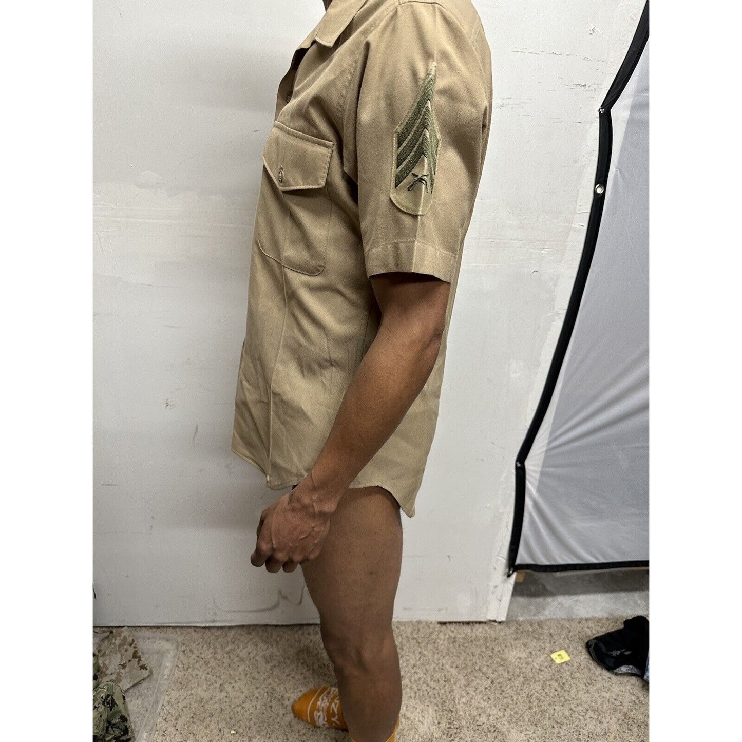 Men’s USMC Marines Uniform Button Up Khaki Shirt Defense Logistics Size 15 Shirt