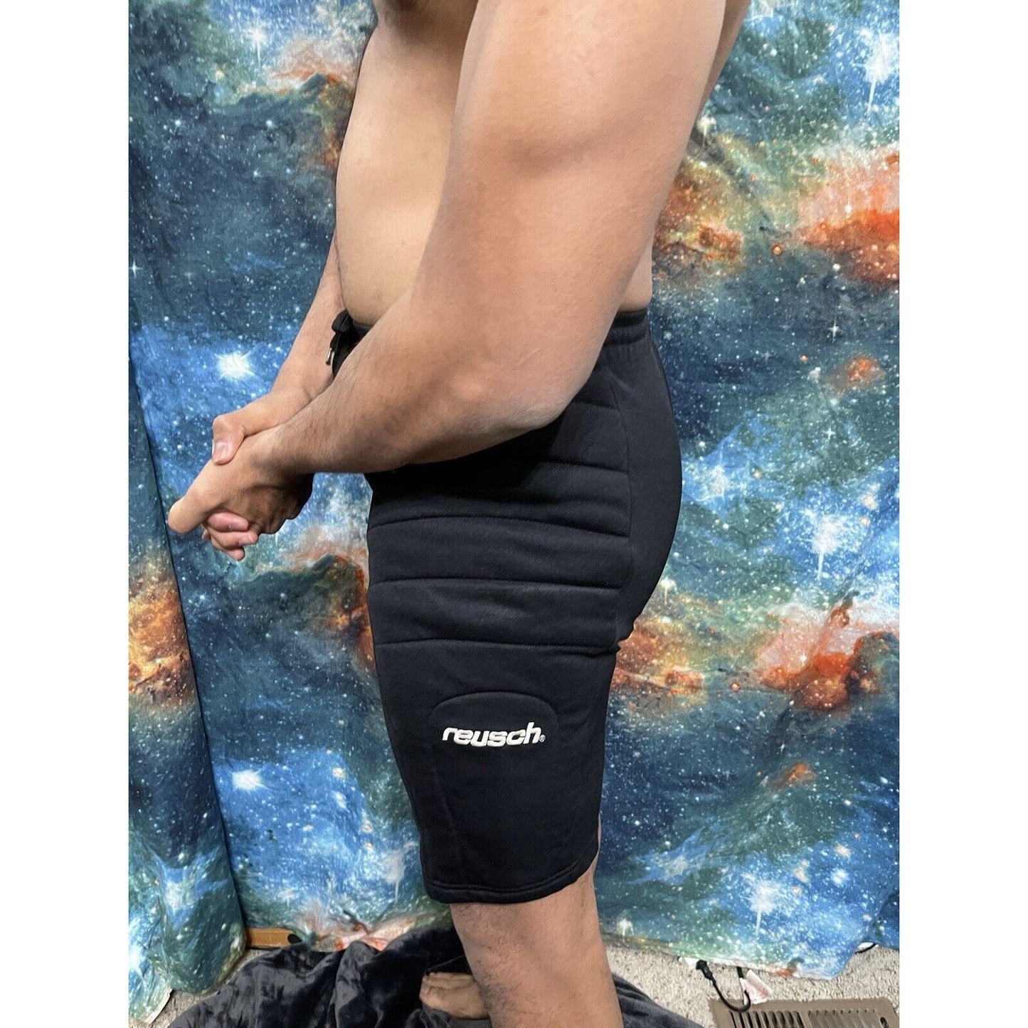Men’s Reusch Black Soccer Goalie Padded Shorts Size small black