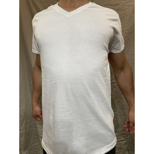 Men's White Fruit of the loom v-neck undershirt tshirt medium