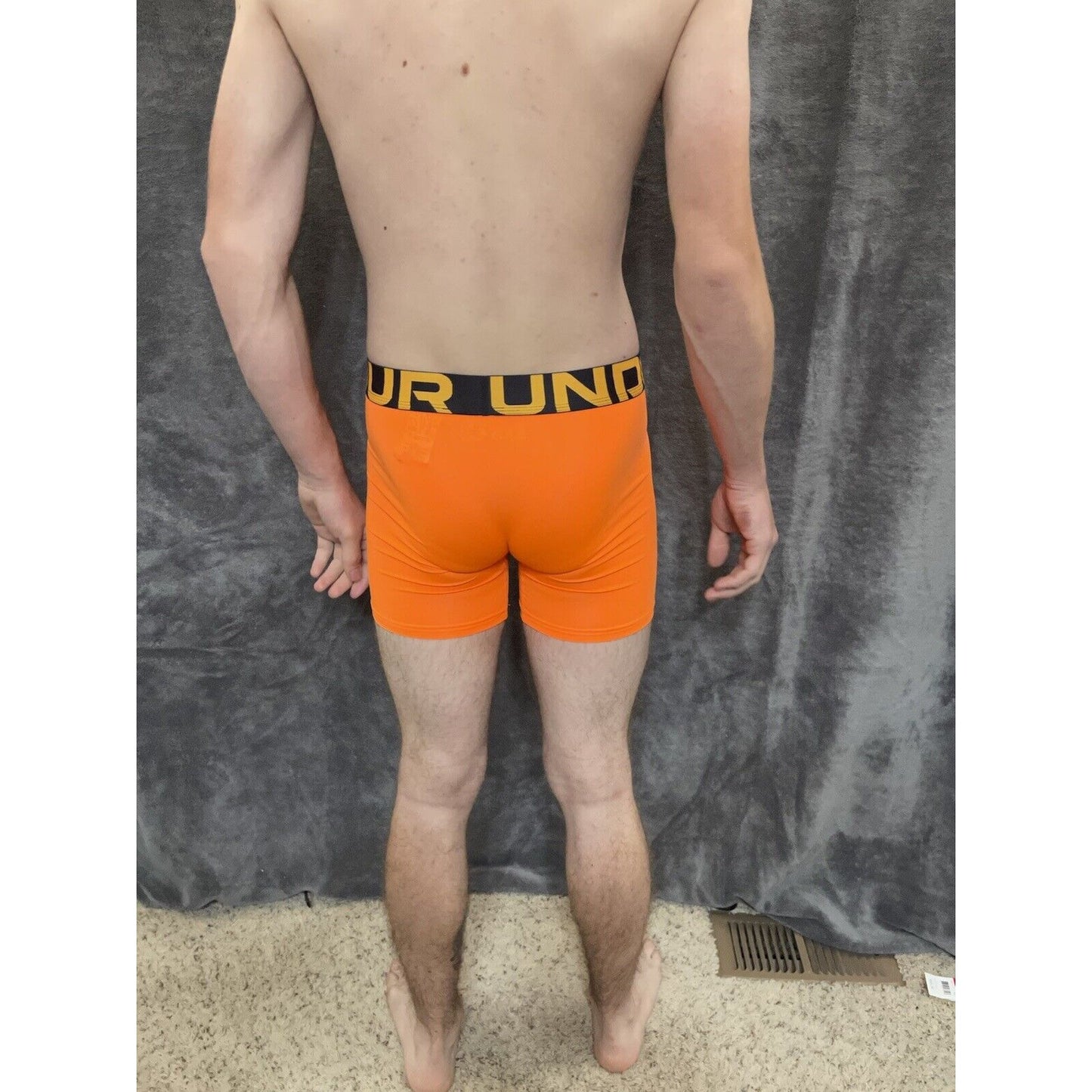 boy's youth large neon orange heatgear under armour fitted boxer brief