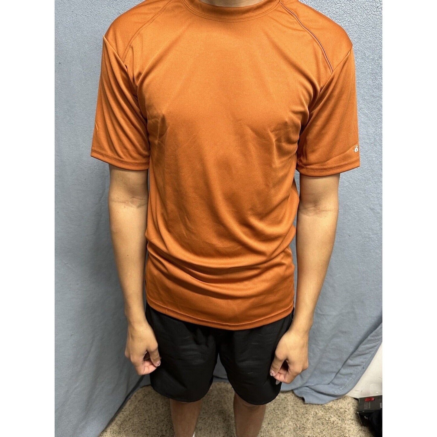 Men’s Small Badger Sport Burnt Orange Short Sleeve Tshirt Polyester