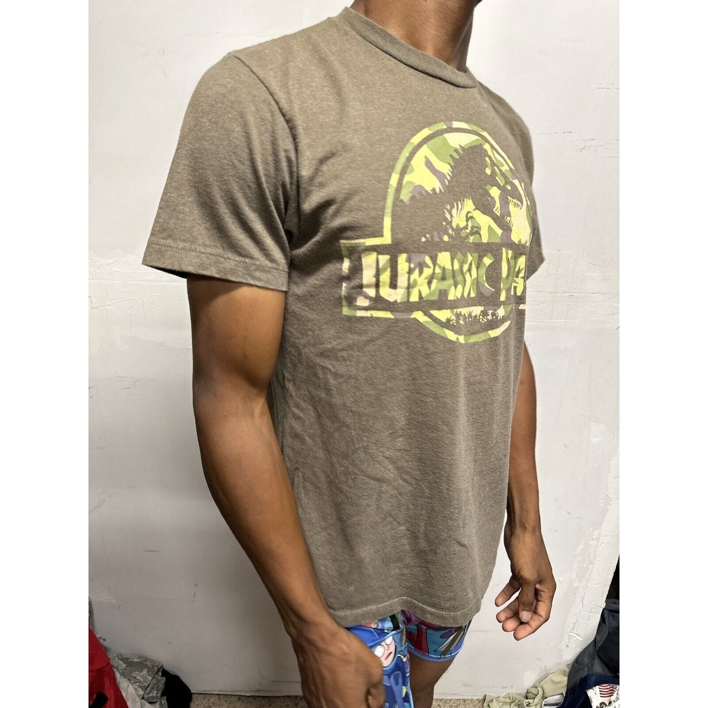 Men’s Brown Camo Medium Jurassic World Jurassic Park Tshirt