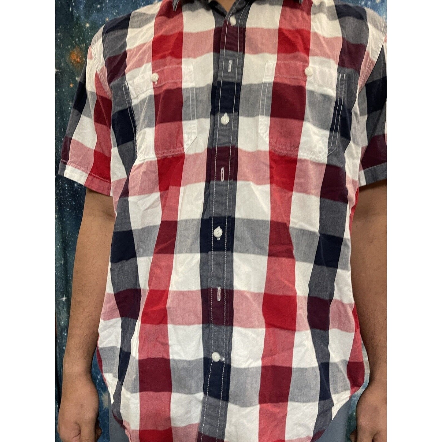 Old Navy XL Regular Fit Coupe Standard plaid red white blue button up shirt