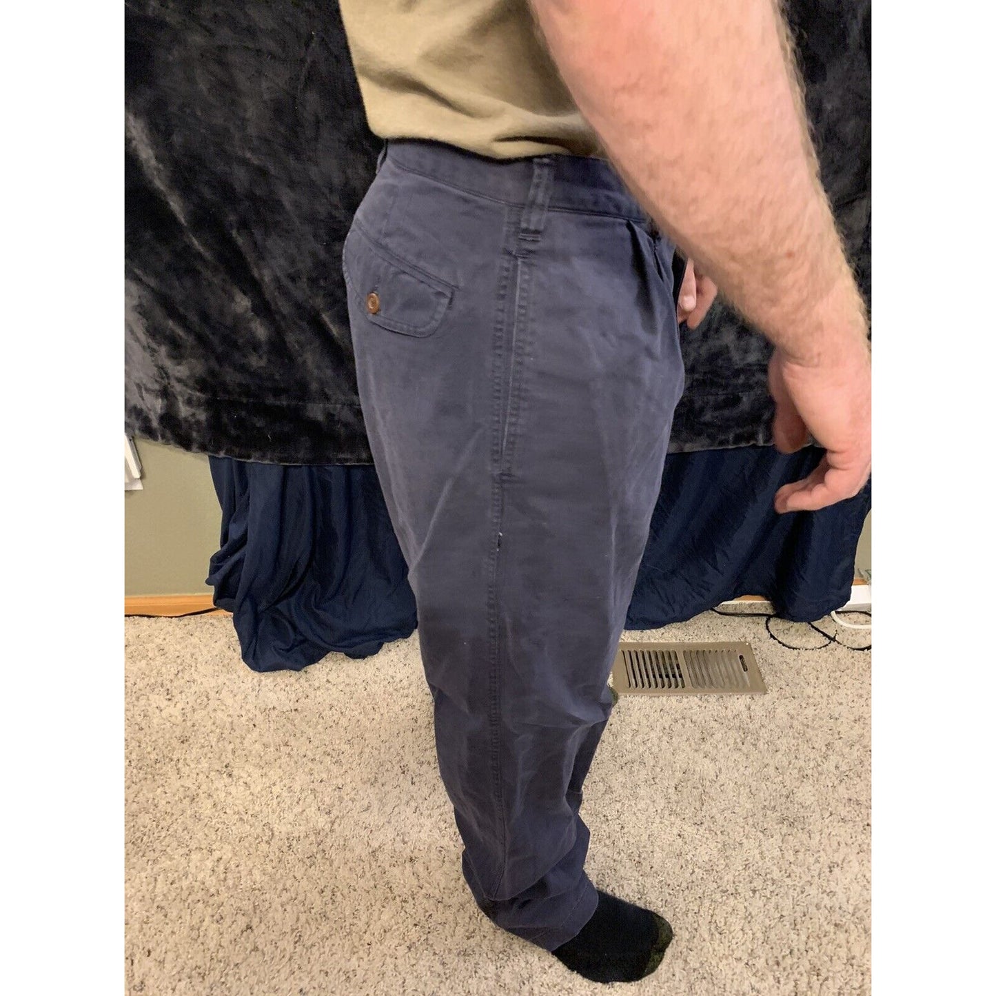 High Sierra Navy Blue mens Casual pants Size 36/34
