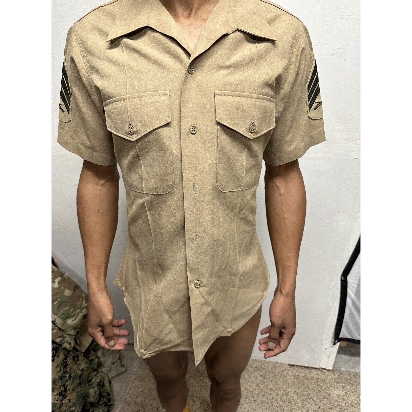 Men’s USMC Marines Uniform Button Up Khaki Shirt Defense Logistics Size 15 Shirt