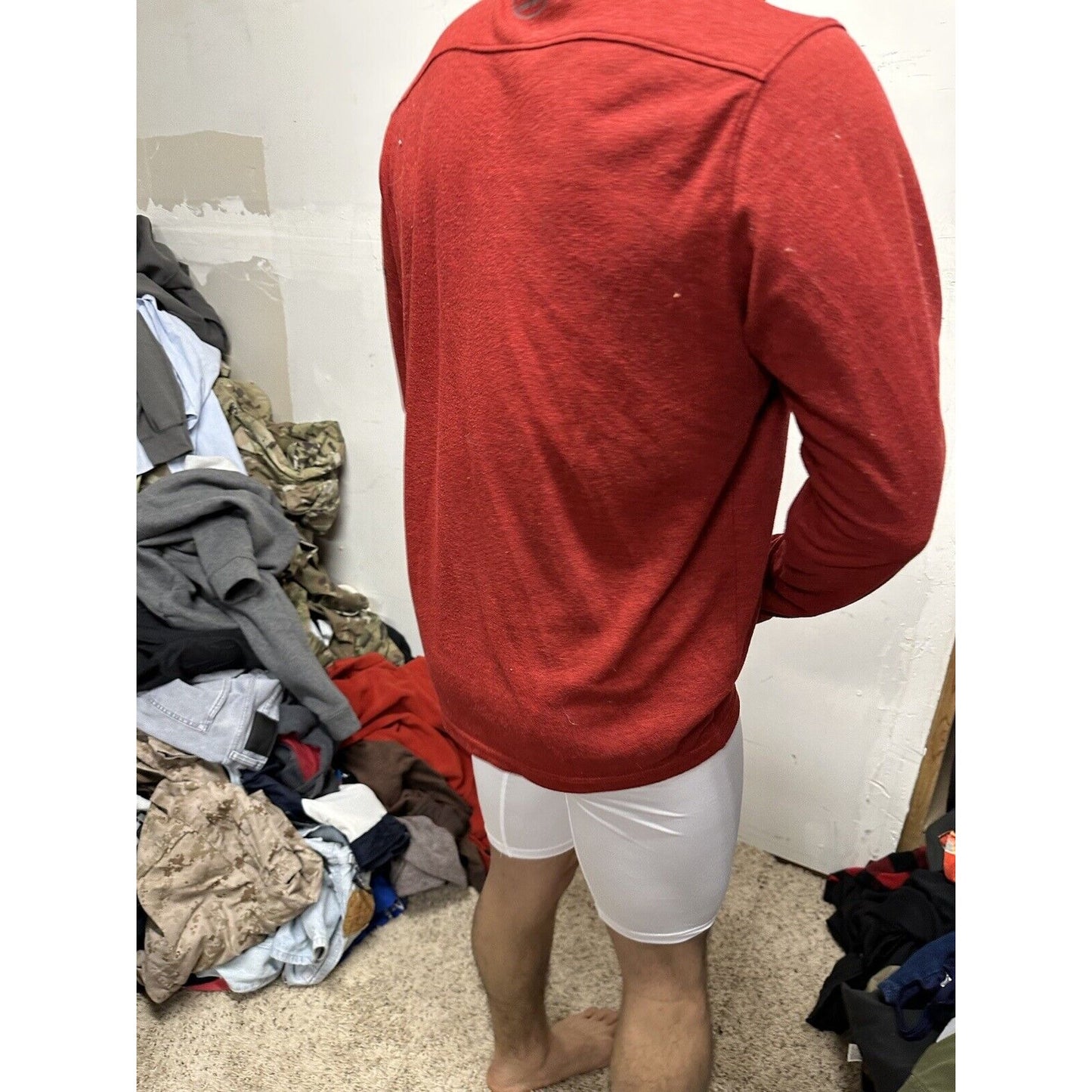 Men’s Red Loose Medium Under Armour 1/4 Zip Pull Over