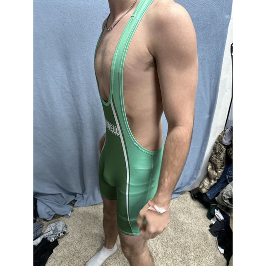 Men’s Medium Green Tauwell Wrestling Singlet