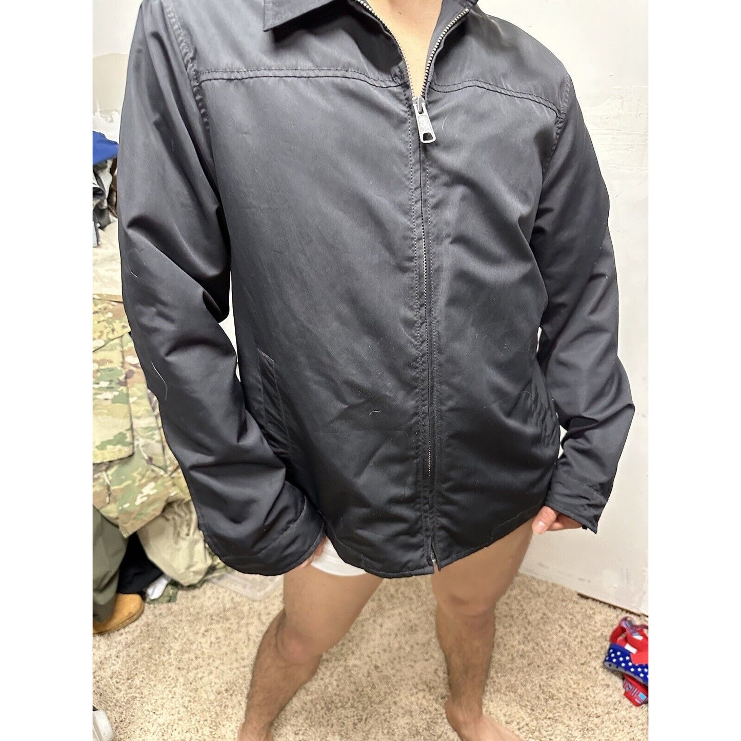 Men’s Black Old Navy Medium Full Zip Windbreaker Jacket