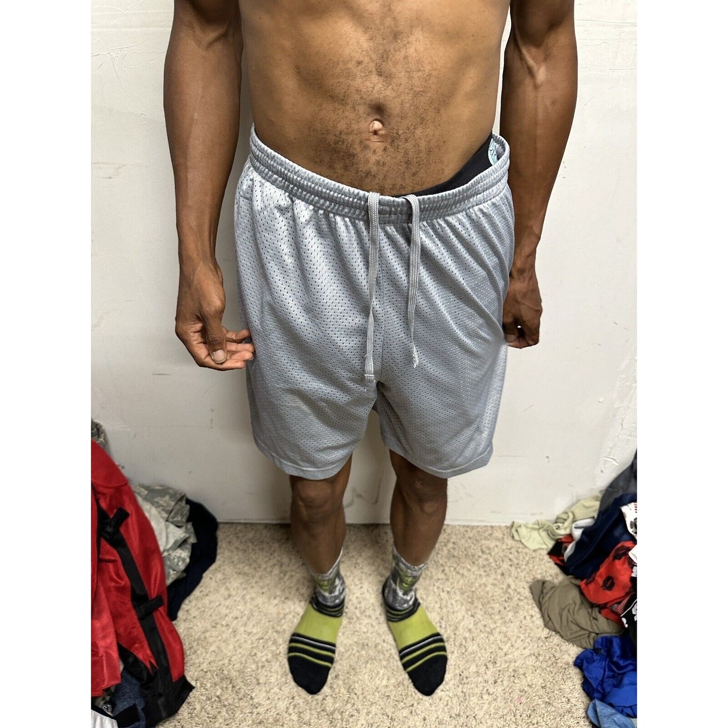 Men’s Gray Starter Medium Athletic Shorts With Pockets