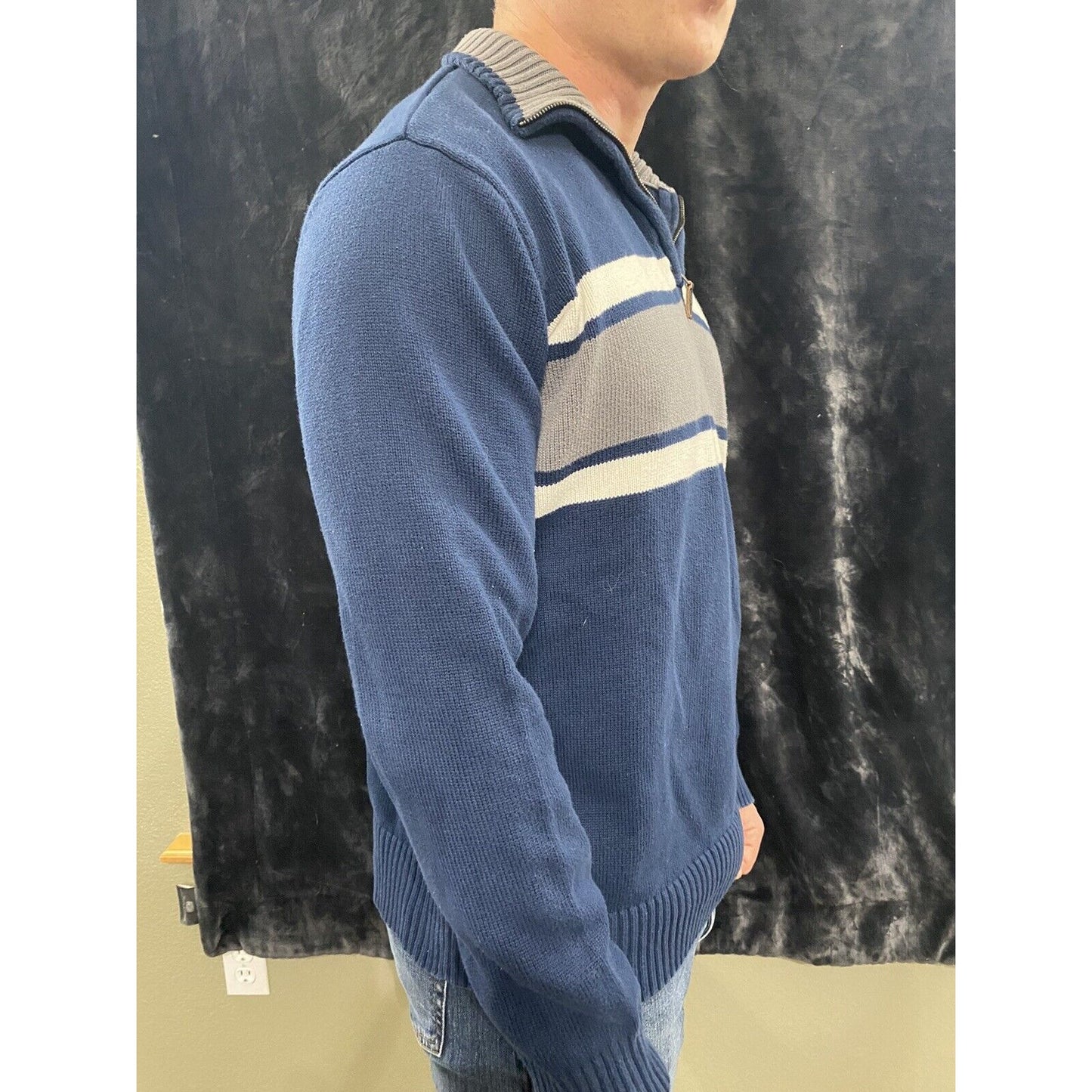 Eddie Bauer Men’s Large Navy Blue with Gray Band 1/4 Zip Pullover Sweater