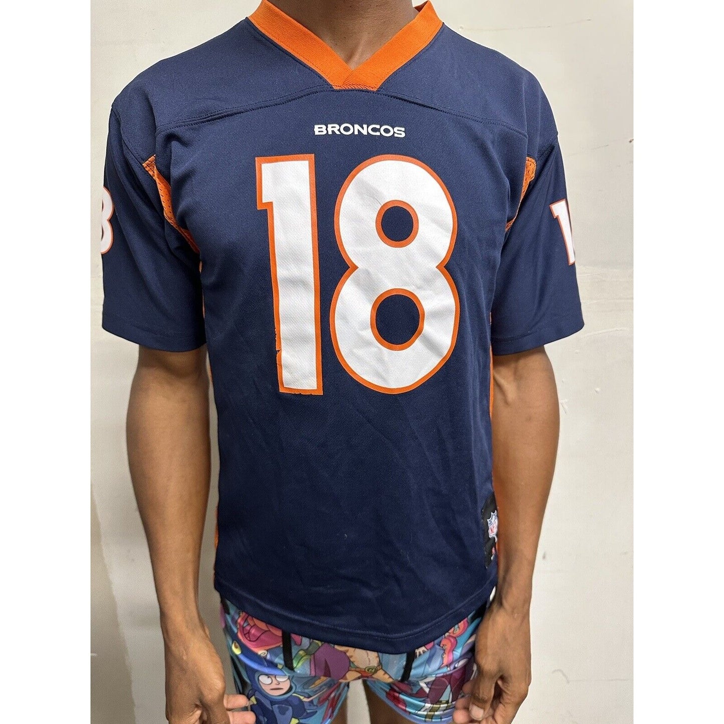 NFL Denver Broncos Peyton Manning 18 Kids Jersey Size Youth Large 14-16