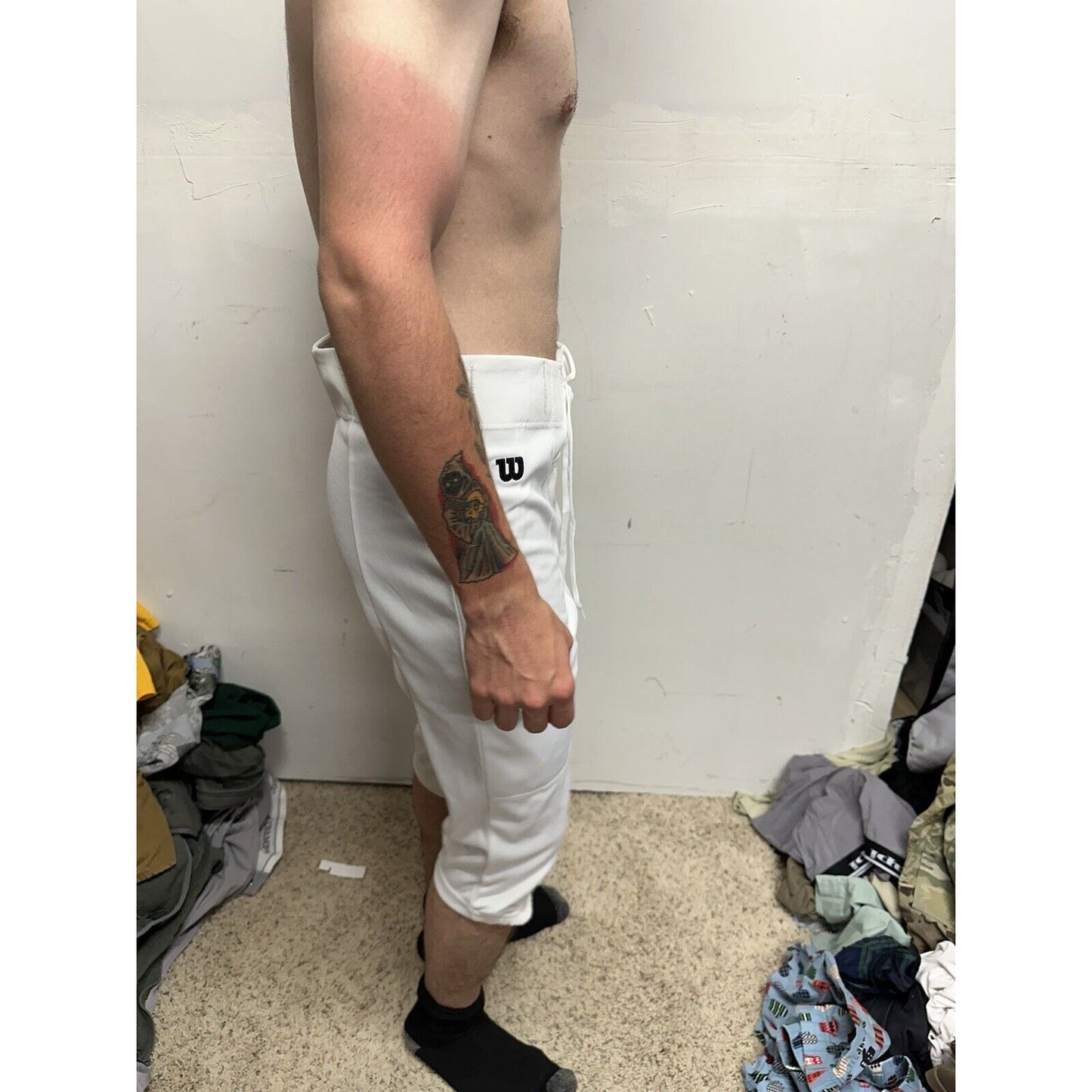 Men’s White Wilson Football Pants Large