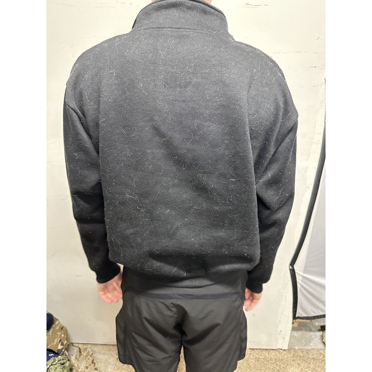 Men’s Black Medium Us Army 1/4 Zip Poly Cotton Pullover Sweater