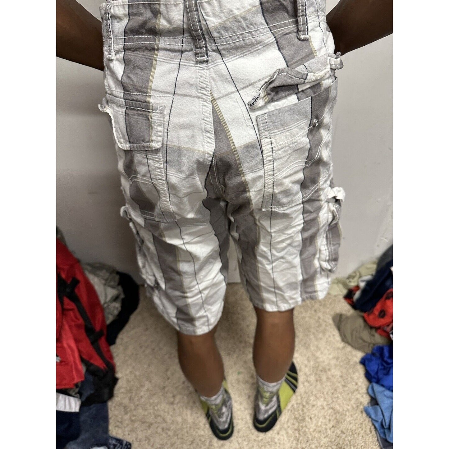 Men’s White And Gray Plaid Size 34 Levi’s Bermuda Shorts