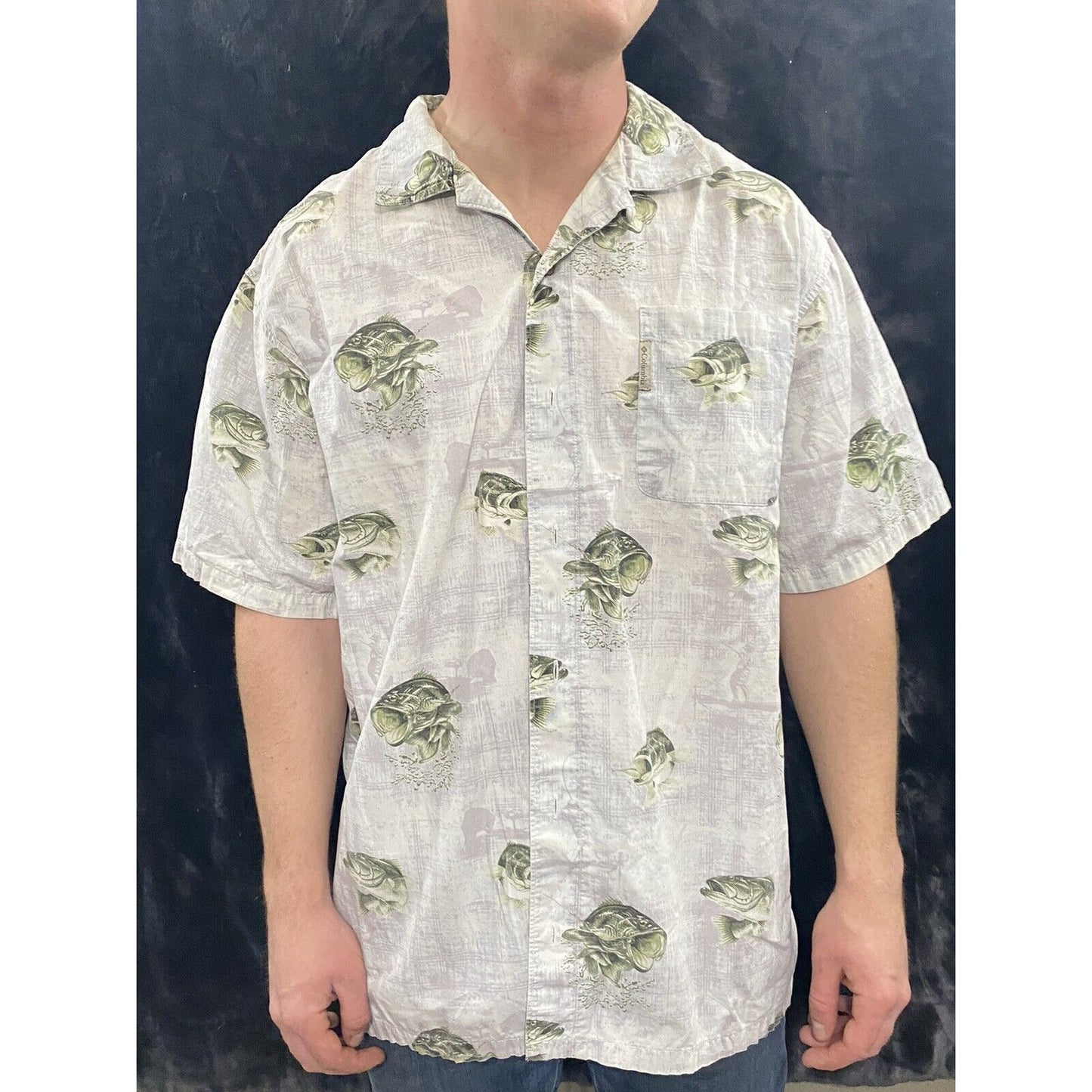 Men's Columbia Sportswear XL River Lodge Fish Prints Button-down Short Sleeves