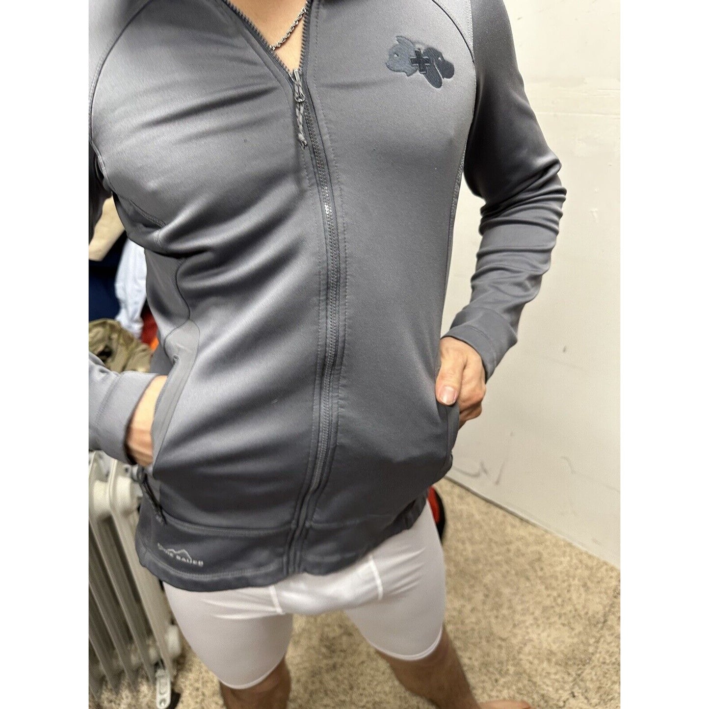 Men’s Gray Eddie Bauer Full Zip Jacket Size Small Dog And Cat Veterinarian