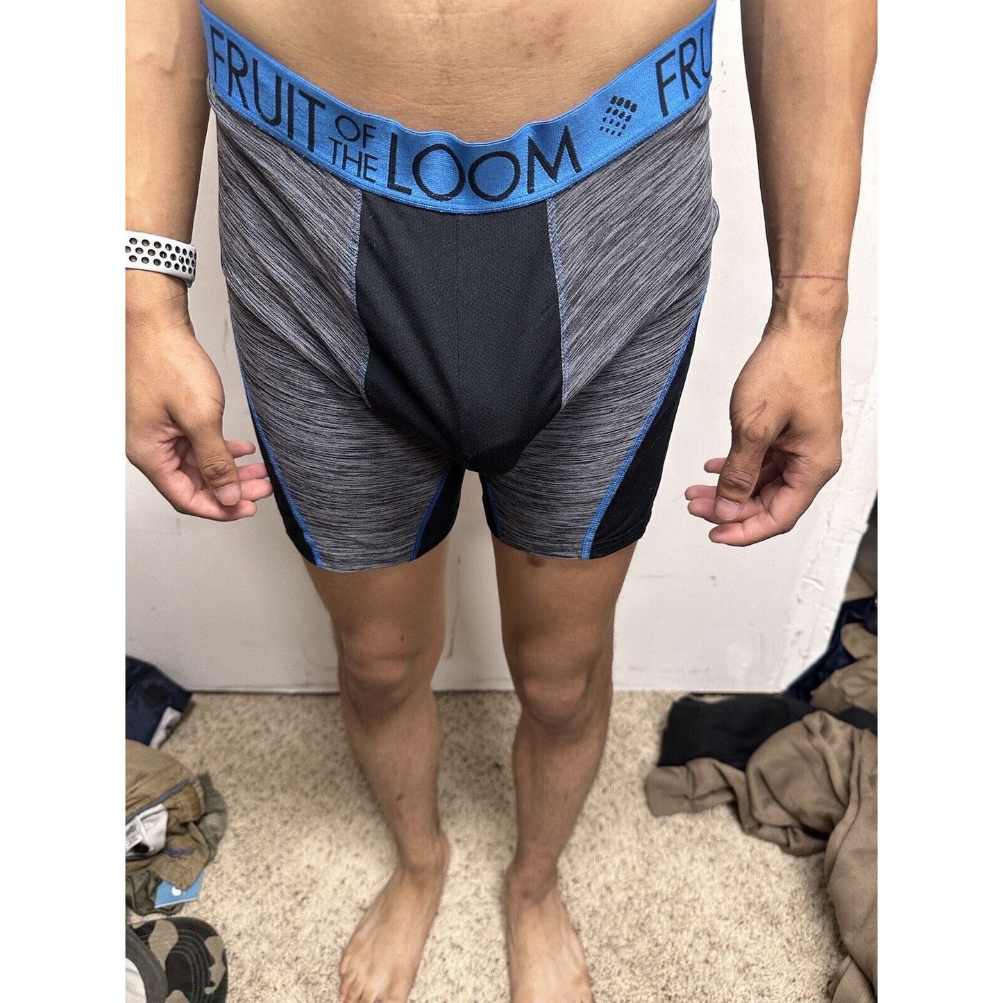 Men’s Large Fruit Of The Loom Black And Gray Boxer Briefs