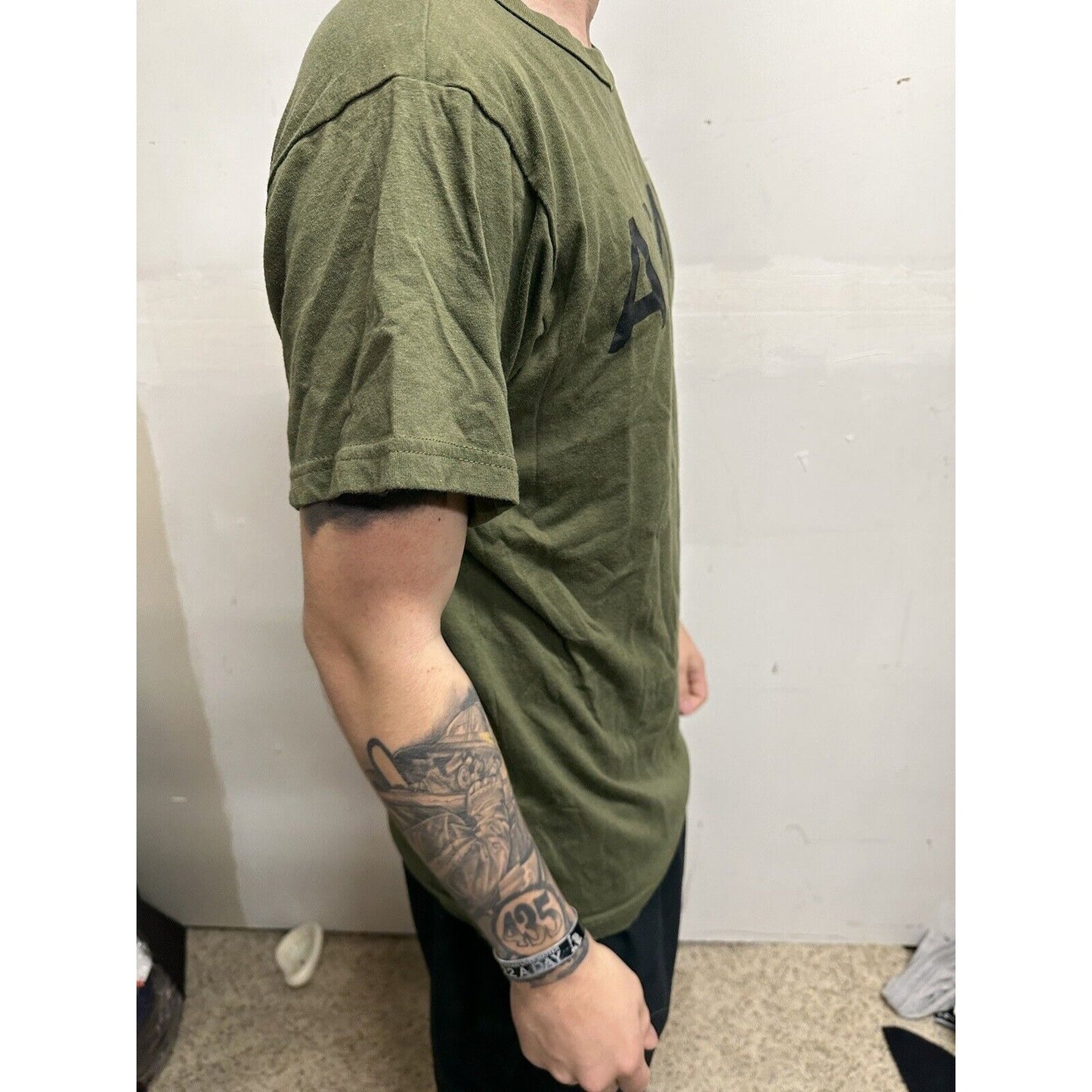 Men’s Army Green Rothco Medium Athletic Tshirt