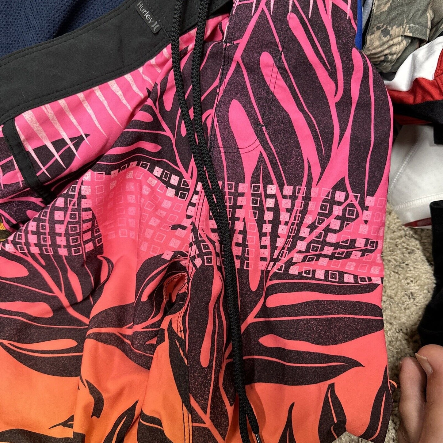 Men’s Hurley Tropical Swim Trunks Bathing Suit Size 29 Pink Orange Phantom