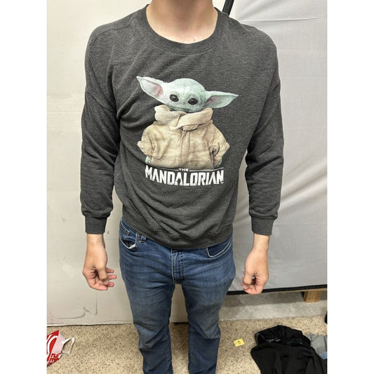 Men’s Gray Star Wars Medium The Mandalorian Long Sleeve Shirt