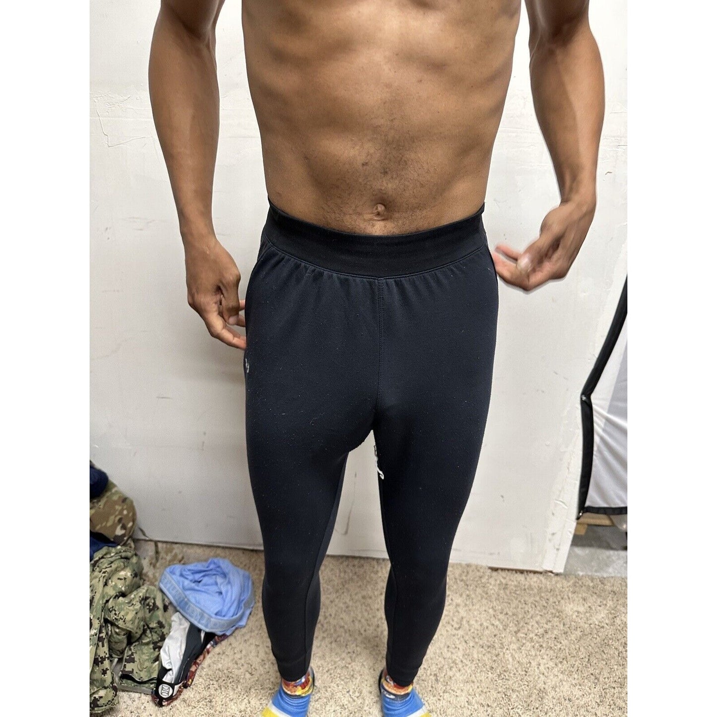 Men’s Black Leggings Under Armour Loose XS Pants Running