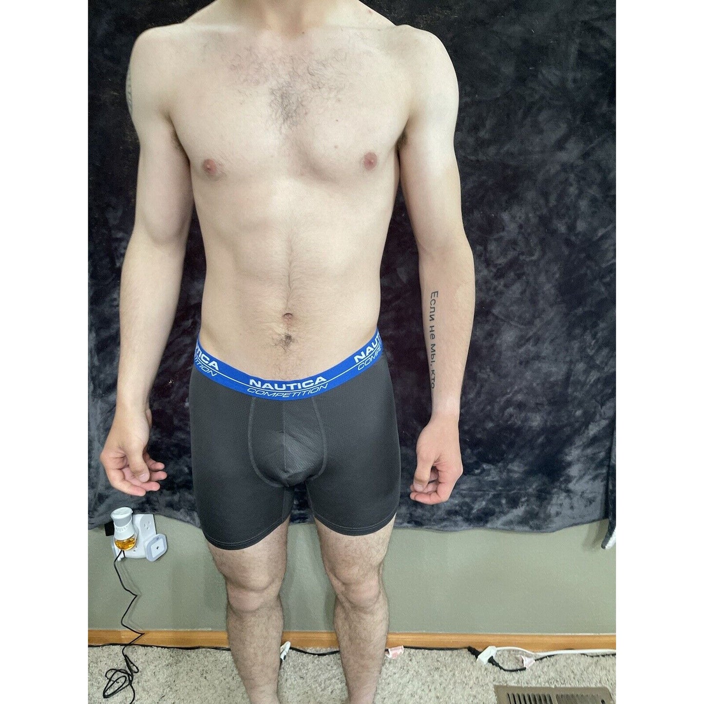 Men’s Large Dark Gray Nautica 7% Spandex Compression Shorts New