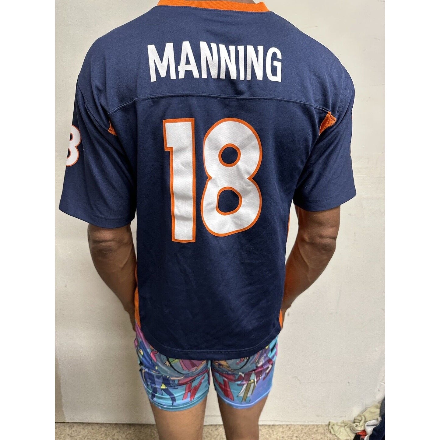 NFL Denver Broncos Peyton Manning 18 Kids Jersey Size Youth Large 14-16