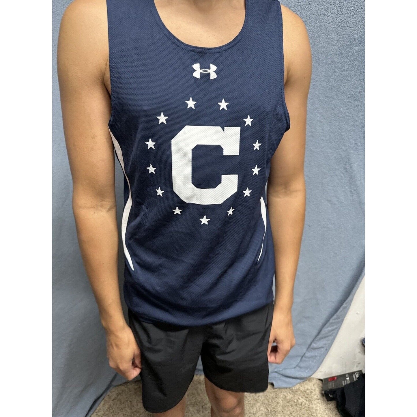Men’s Blue Under Armour Muscle Shirt Tank Top Shirt Large