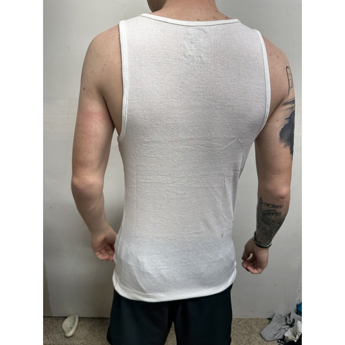 Men’s Hurley Medium White Muscle Shirt Tank Top