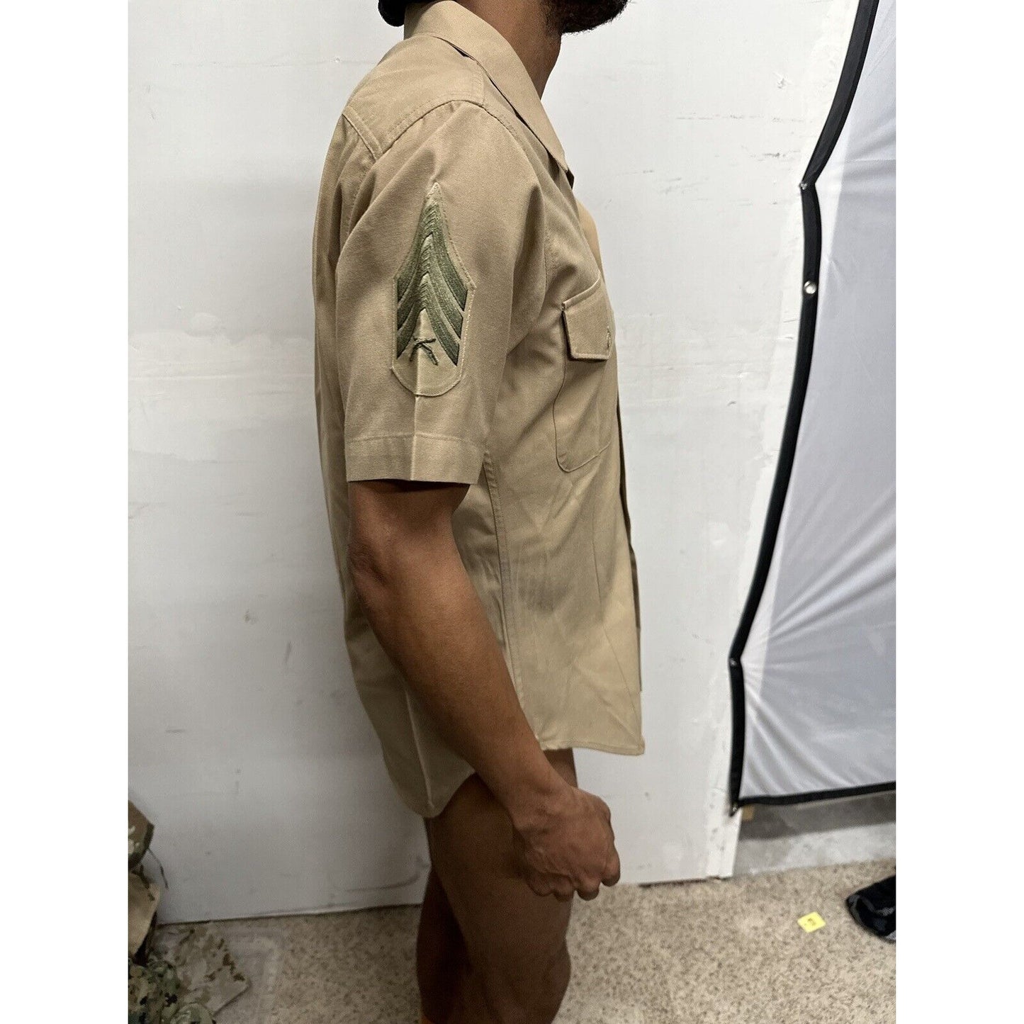 Men’s USMC Marines Uniform Button Up Khaki Shirt Defense Logistics Size 15 Shirt