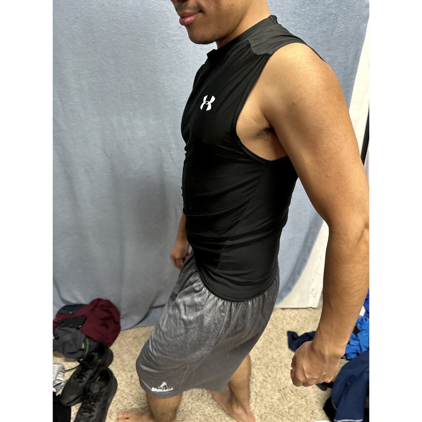 Men’s Black Under Armour Muscle Shirt Athletic Tank Large