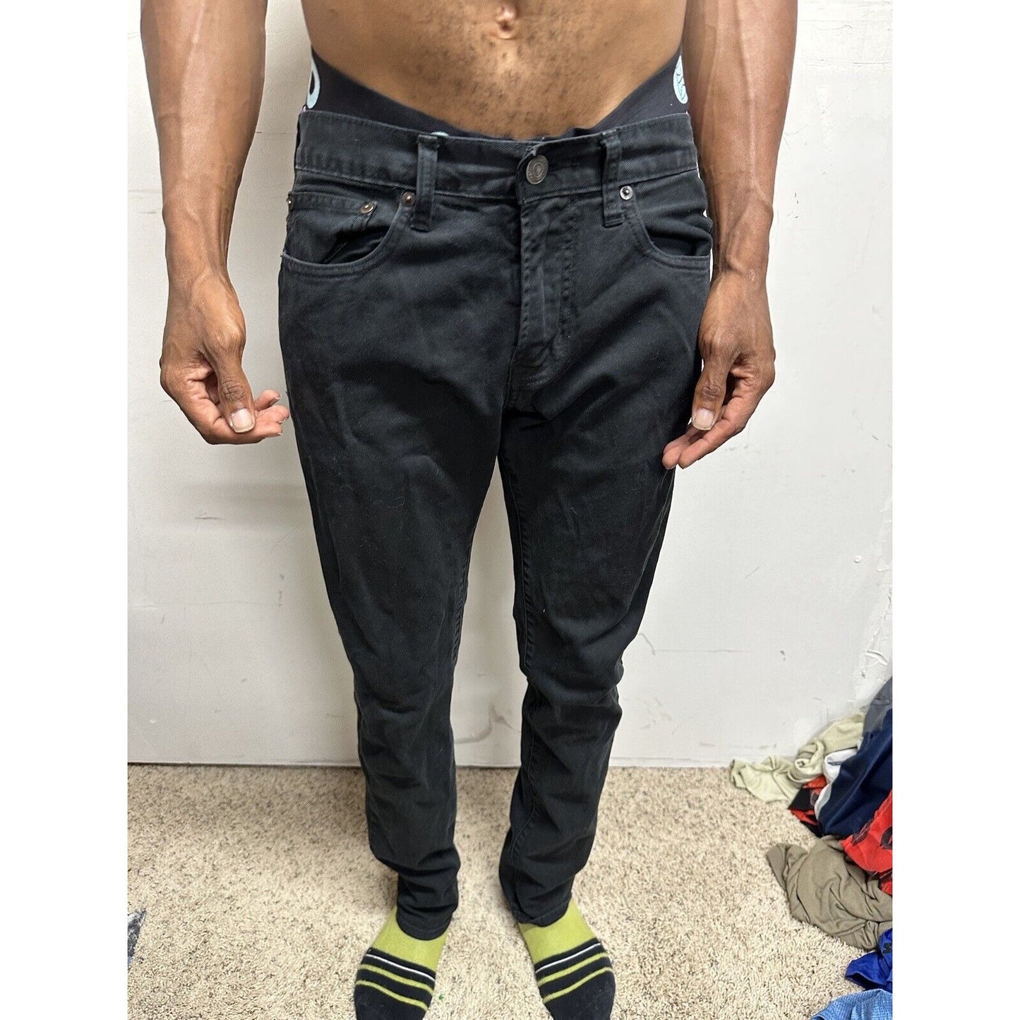 Men’s Black 30 X 34 American Eagle Slim Straight Jeans