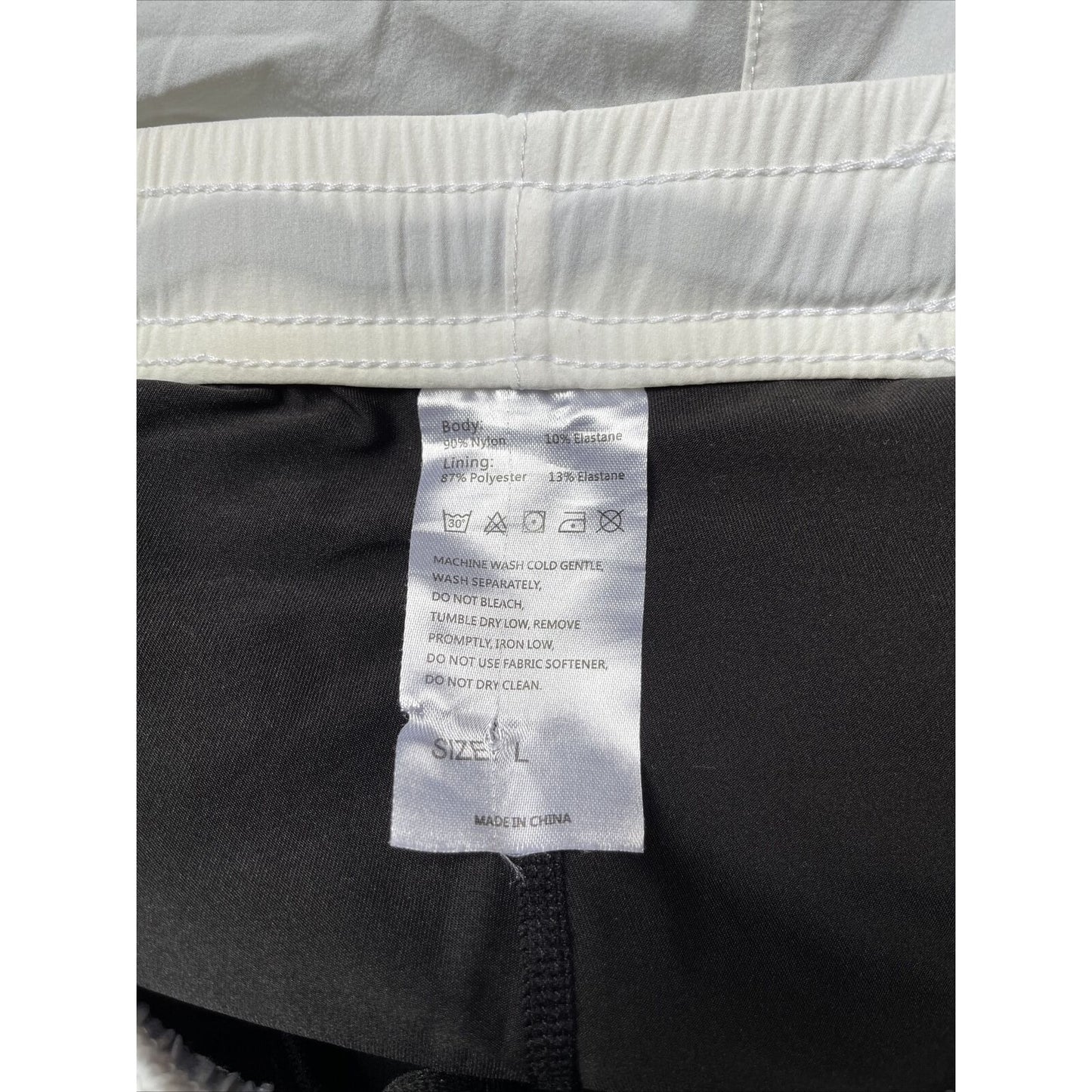 Pudolla White Large Running Shorts with Liner and pockets