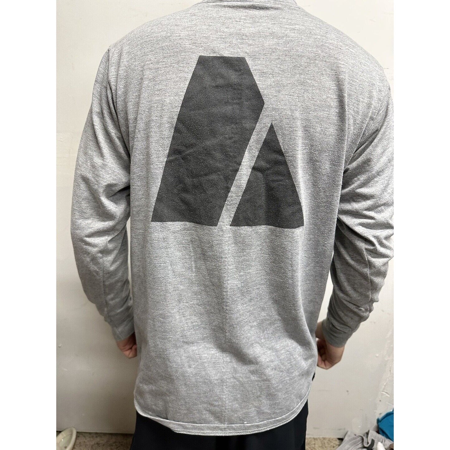 Men’s Army Pt Uniform Gray Small Long Sleeve