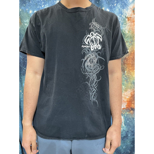 Men’s Gildan XL black Hawaii Turtle design