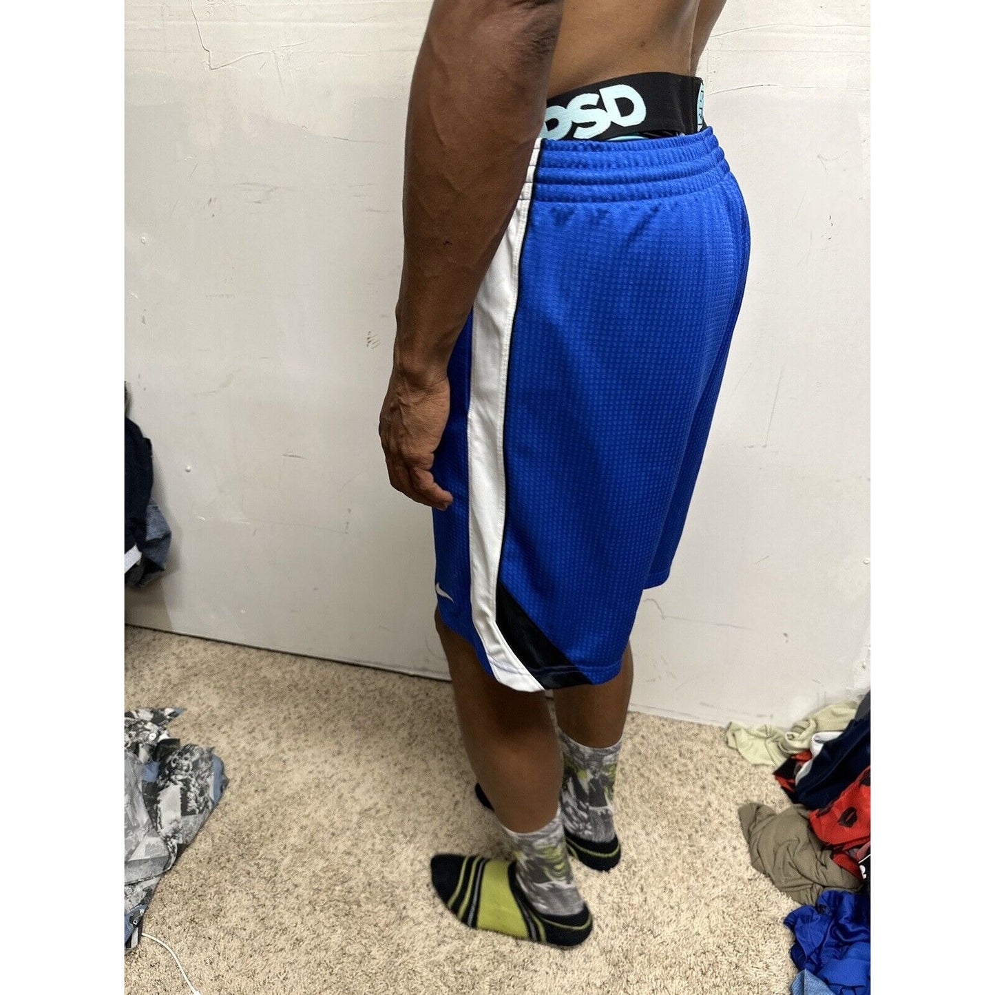 Men’s Blue Nike With Pockets Small Athletic Shorts
