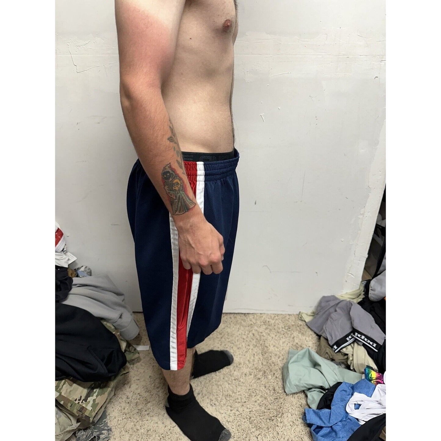 Men’s Red White And Blue Nike Basketball XL No Pockets Athletic Shorts