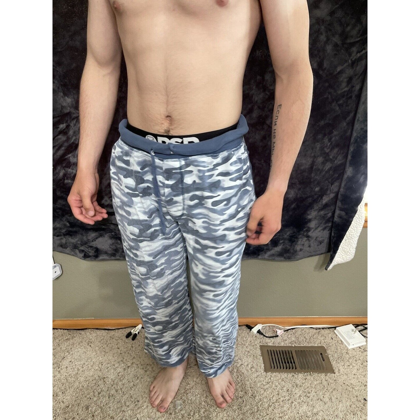 Men’s Joe Boxer Blue Camo Medium Lounge Pants