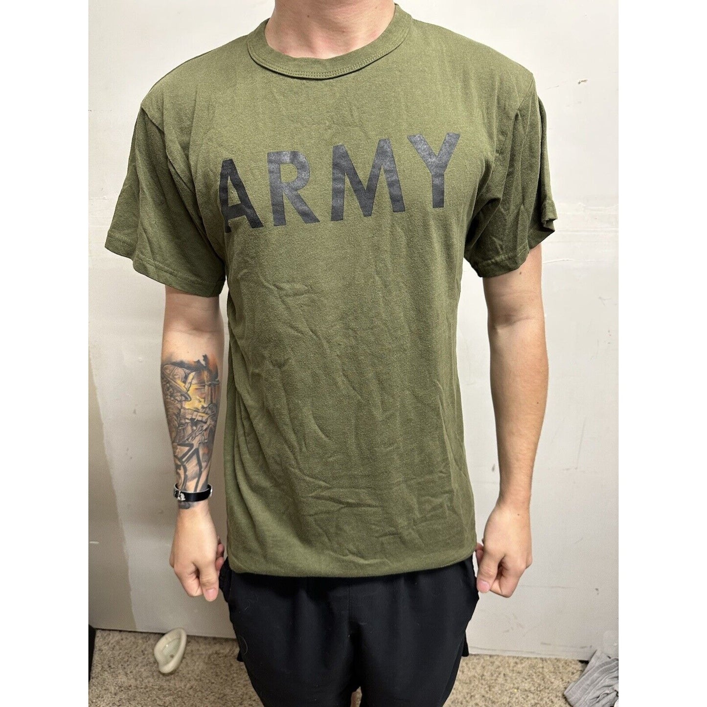 Men’s Army Green Rothco Medium Athletic Tshirt