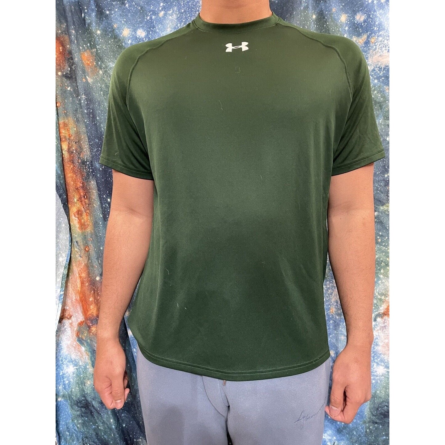 Under Armour Loose Fit Heat Gear Men LG S/S T-Shirt Green Performance Wear Logo