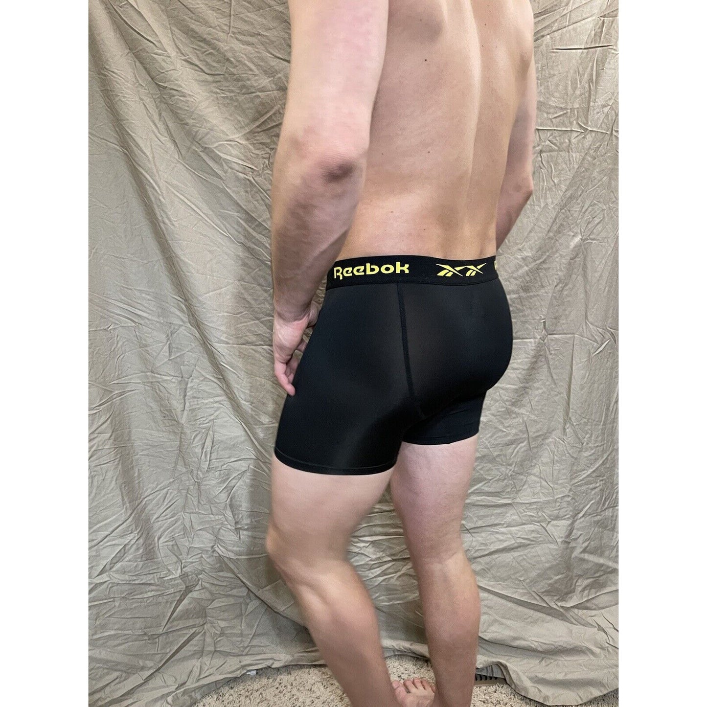 men's reebok black compression shorts medlum