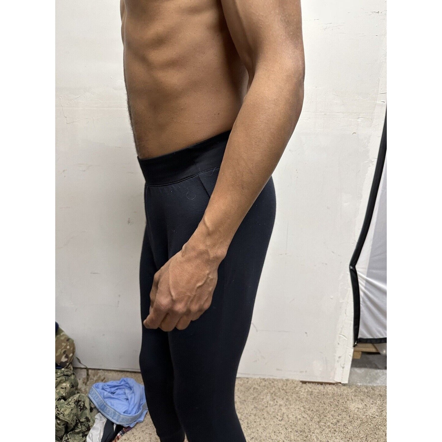 Men’s Black Leggings Under Armour Loose XS Pants Running