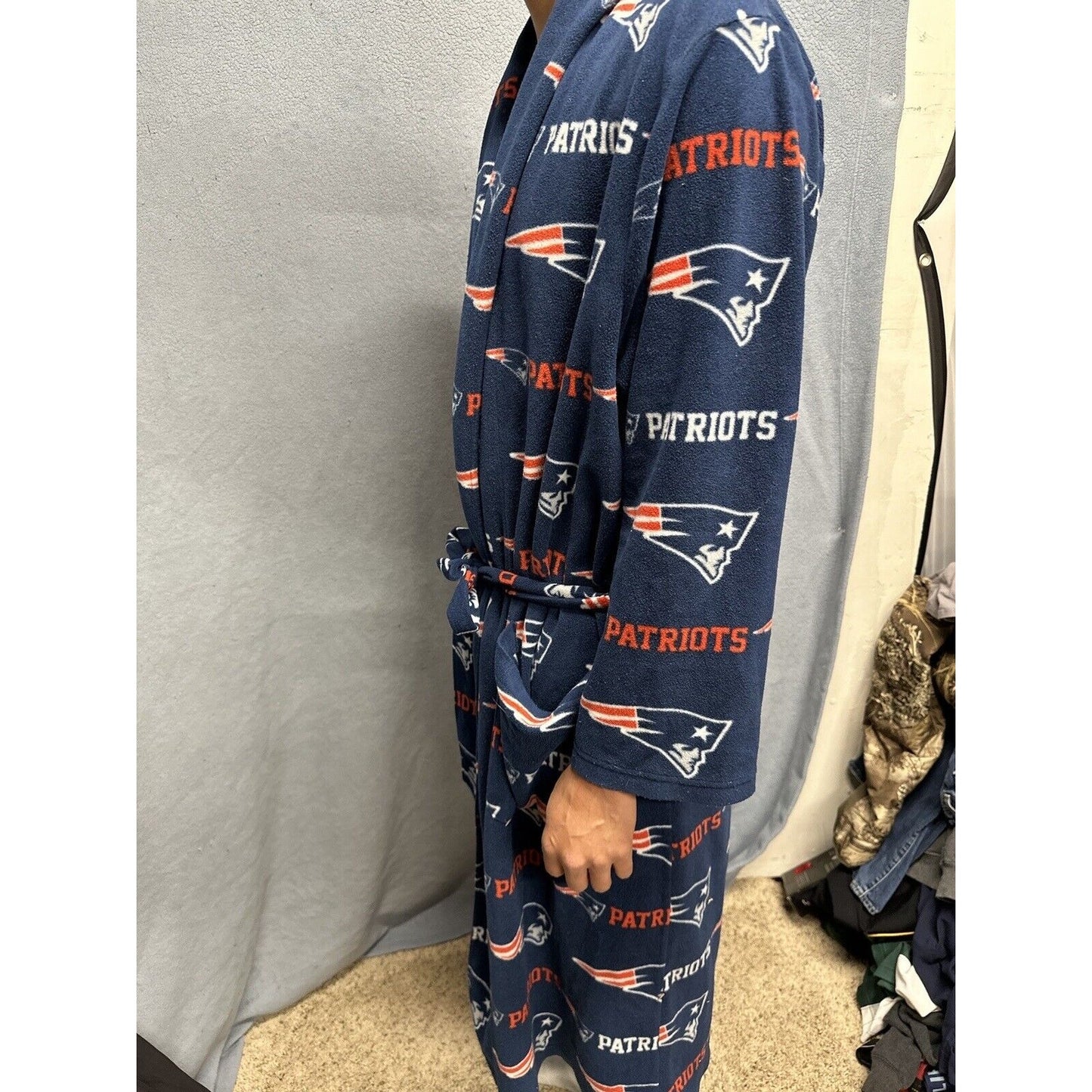 Men’s New England Patriots Team NFL Apparel Sleepwear One Size Fits Most Robe