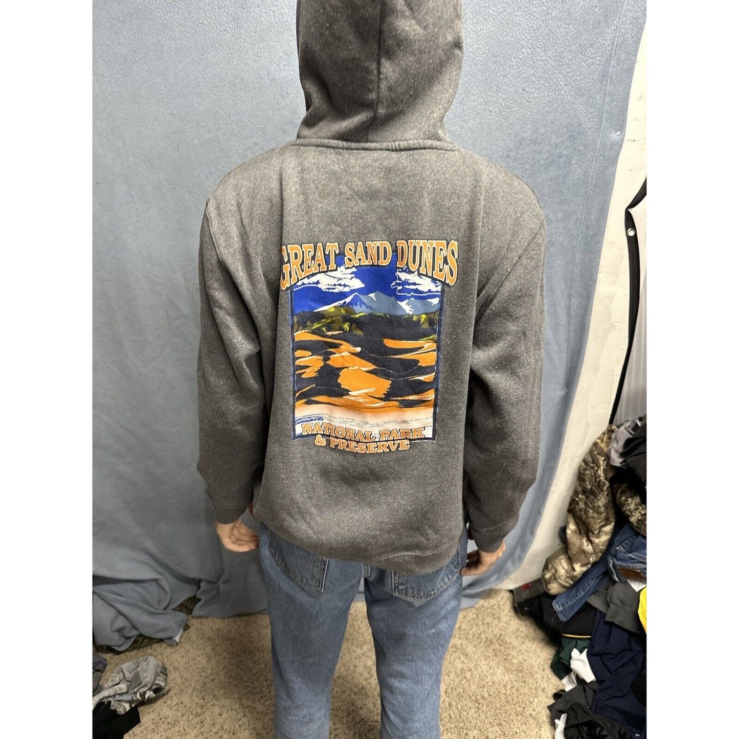 Men’s Gray XL Hoodie Pullover Lone Rock Great Sand Dunes National Park Colorado