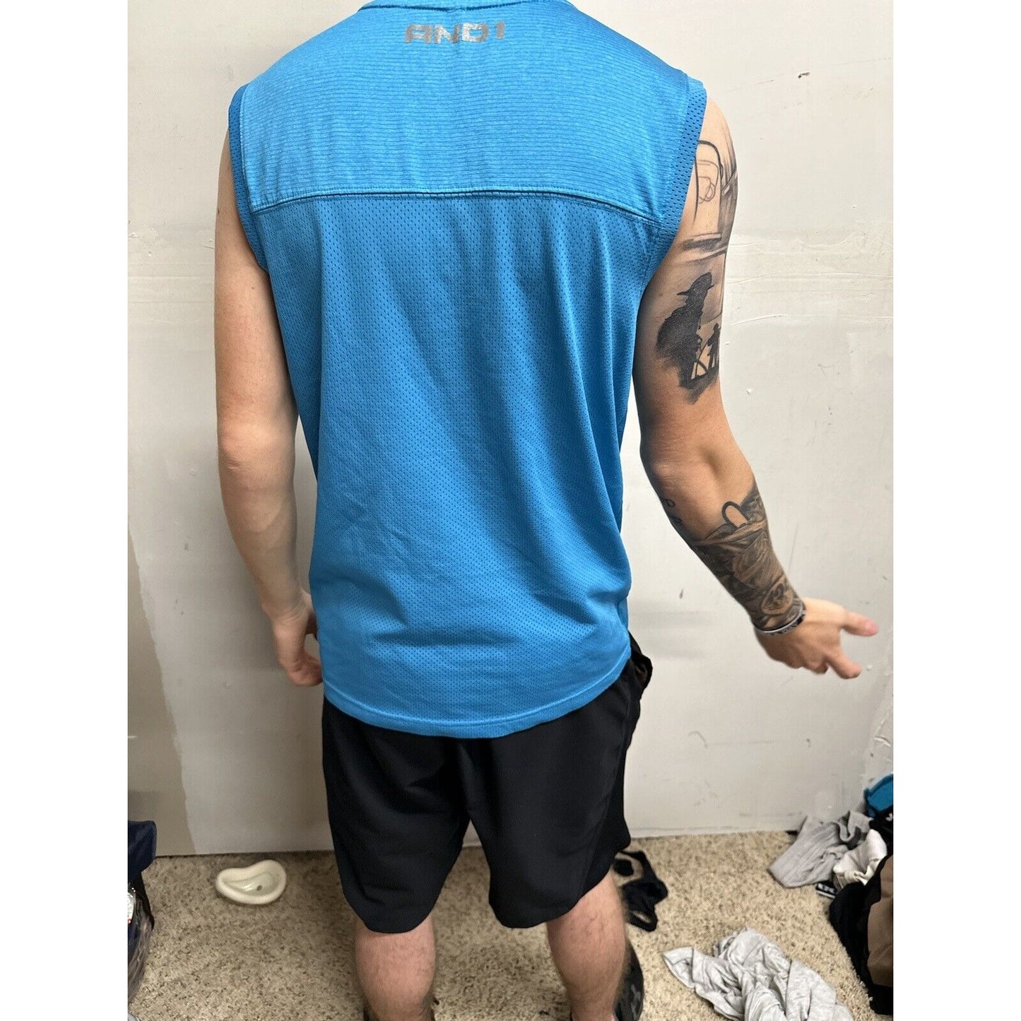 Men’s Teal Blue And1 Muscle Shirt Small Sleeveless