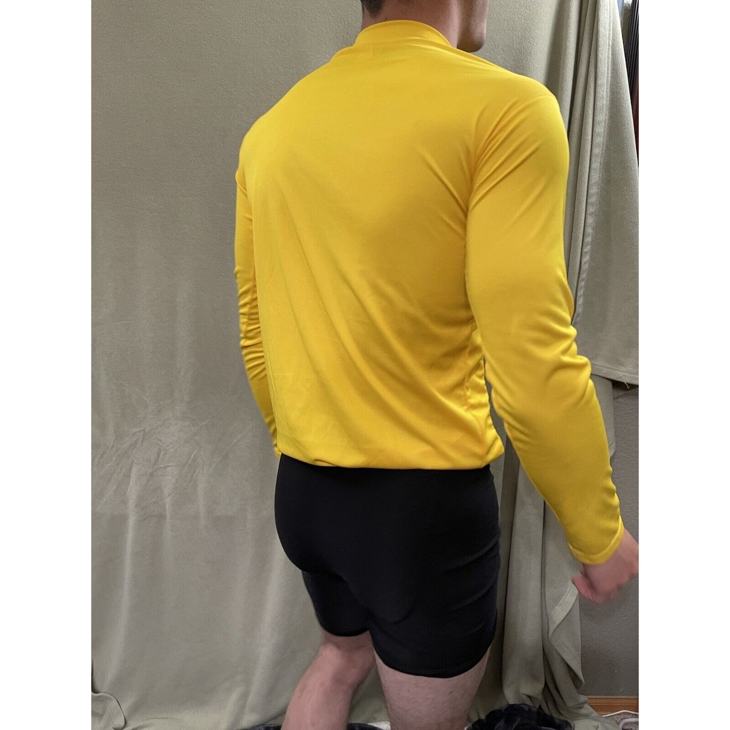 Men’s Nike Hawler Soccer Jersey Long Sleeve Yellow Medium