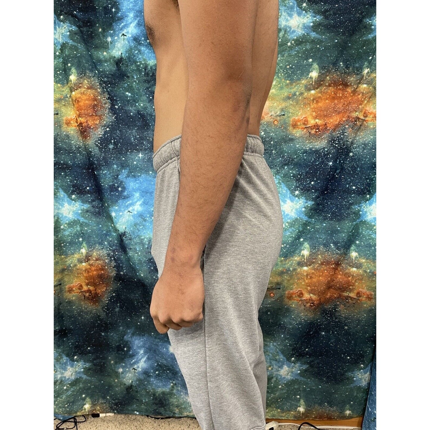 Men’s Nike Drifit Large Sweatpants Gray