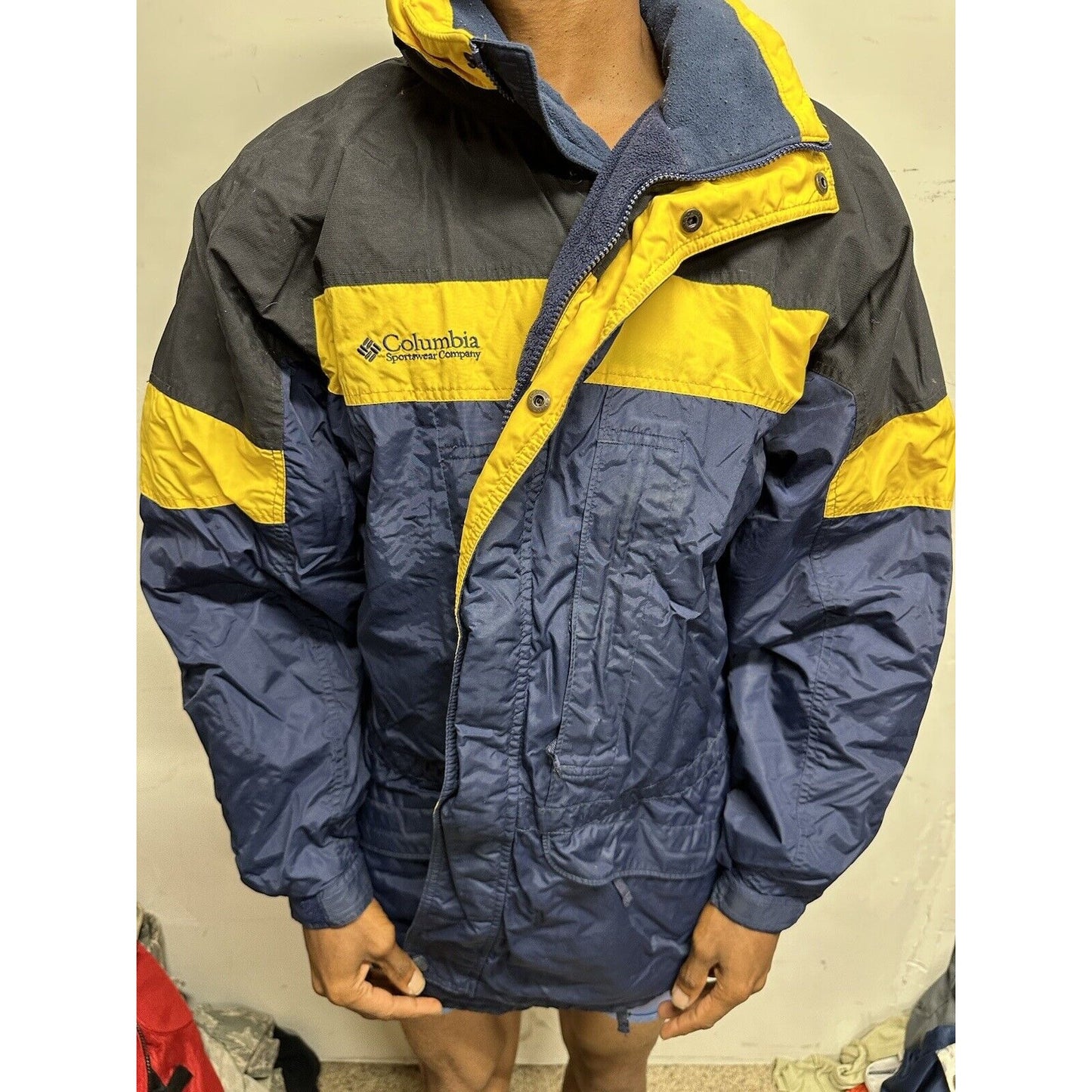 Men’s Large Columbia Sportwear Snow Jacket Black Navy Blue Full Zip